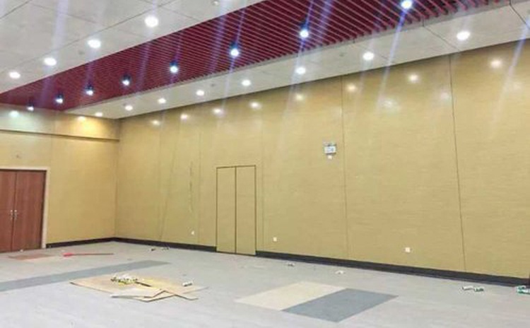 四川樂(lè)山學(xué)校會(huì)議室吸音纖維板聲學(xué)工程-1